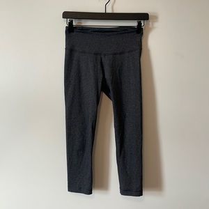 Yogasmoga Cropped Leggings Grey